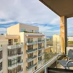 A 2br Designer Seafront With Wifi, Ac And By 360 Estates St Paul's Bay