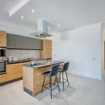 A 2br Designer Seafront With Wifi, Ac And By 360 Estates * St Paul's Bay