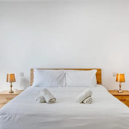A 2br Designer Seafront With Wifi, Ac And By 360 Estates * St Paul's Bay