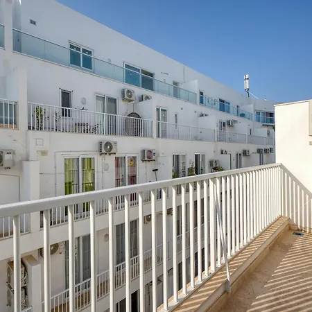 A 2br Designer Seafront With Wifi, Ac And By 360 Estates St. Paul's Bay