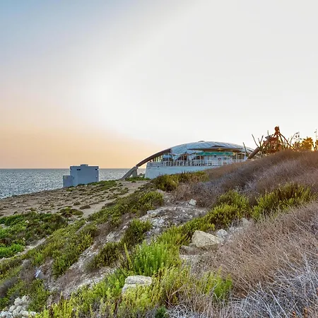 Apartmán A 2br Designer Seafront With Wifi, Ac And By 360 Estates