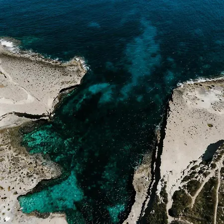 Apartmán A 2br Designer Seafront With Wifi, Ac And By 360 Estates