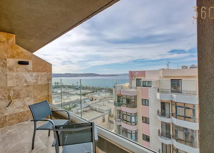 A 2br Designer Seafront With Wifi, Ac And By 360 Estates St. Paul's Bay